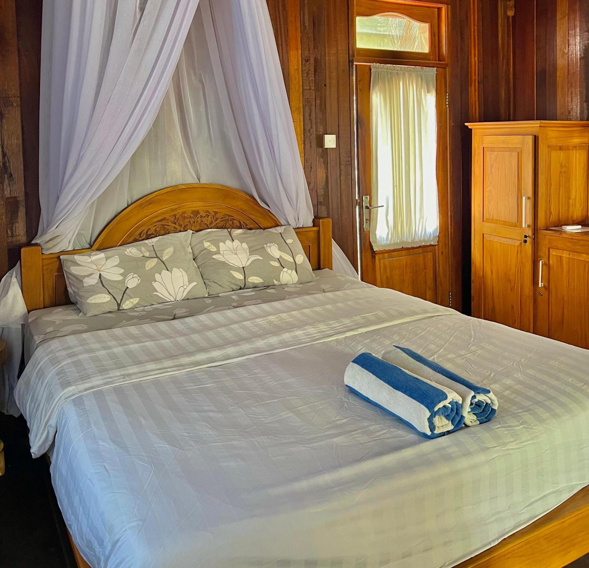 Bronze Bungalows Gili Meno Eksteriør billede