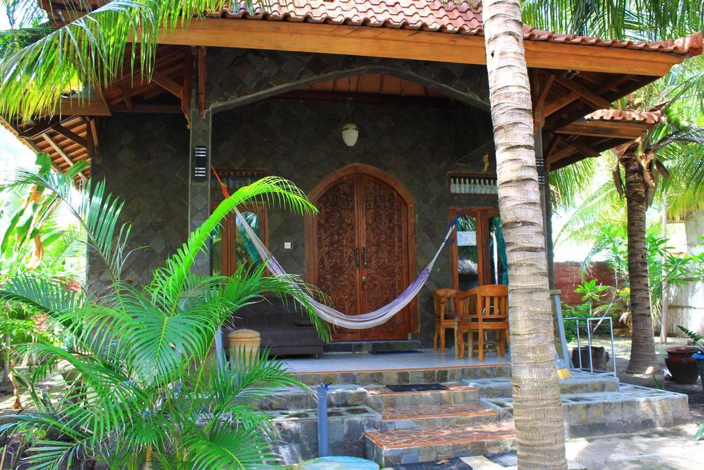 Bronze Bungalows Gili Meno Eksteriør billede