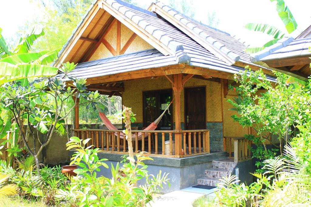 Bronze Bungalows Gili Meno Eksteriør billede