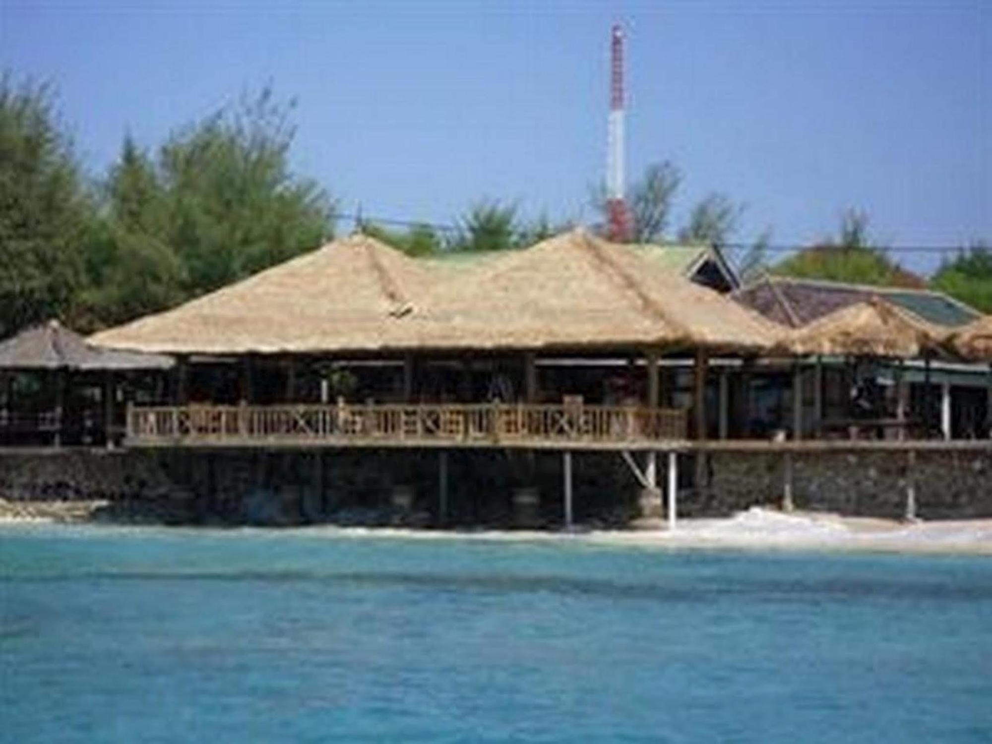 Bronze Bungalows Gili Meno Eksteriør billede
